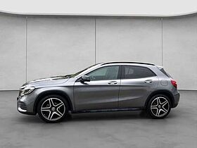 Mercedes-Benz GLA 200 7G AMG Line Skyview 