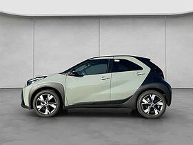 Toyota Aygo X 1,5 Hybrid Teamplayer, Sitzheizung ,