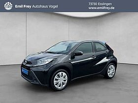 Toyota Aygo X 1.0 S-CVT Play 