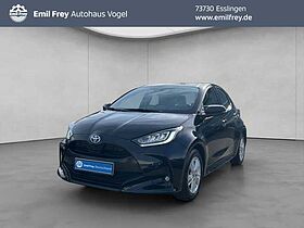Toyota Yaris Hybrid 1.5 VVT-i Team Deutschland 