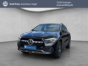 Mercedes-Benz GLA 180 7G-DCT Progressive 