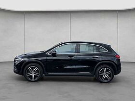 Mercedes-Benz GLA 180 7G-DCT Progressive 
