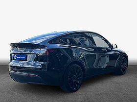 Tesla Model Y Performance Dual Motor AWD Basis