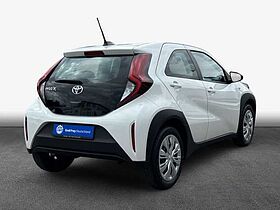 Toyota Aygo X 1.0 S-CVT Business Edition 