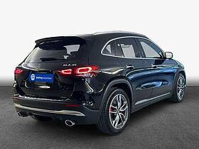 Mercedes-Benz GLA 35 AMG 4Matic DCT 8G Basis