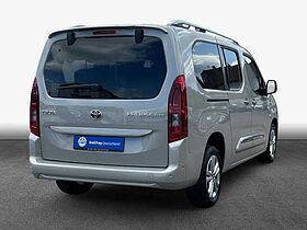 Toyota Proace City Verso 1.2 Turbo Automatik 7 Si. Team Deutschland