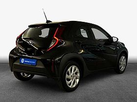 Toyota Aygo X Play 