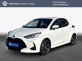 Toyota Yaris Hybrid 1.5 VVT-i Team Deutschland 